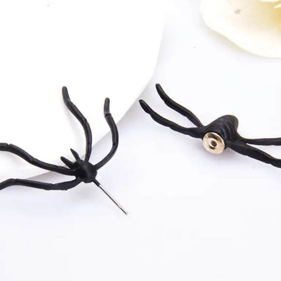 Spider Earrings Black 3D Halloween Costume Creepy Goth Emo Rave Scene Fun Party - Picture 5 of 5